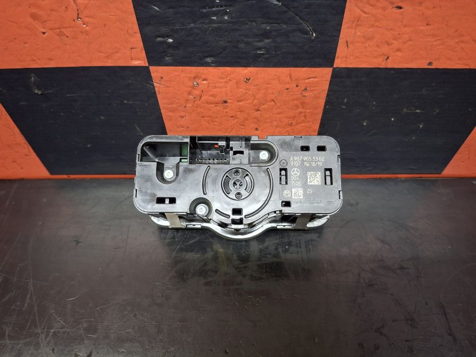 Botão / interruptor de luzes MERCEDES-BENZ Sprinter 3,5-t (907, 910)