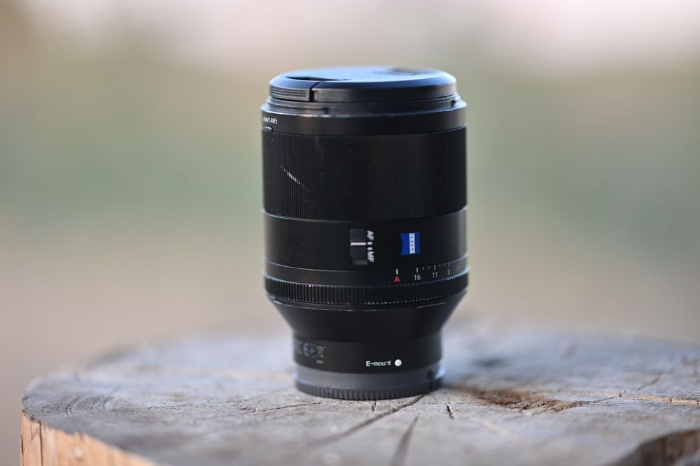Автофокусний Sony Zeiss Planar FE 50/1.4