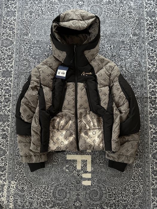 Пуховик Louis Vuitton