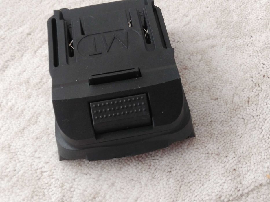 Adapter baterii Bosch 18v na urządzenie Makita XLT