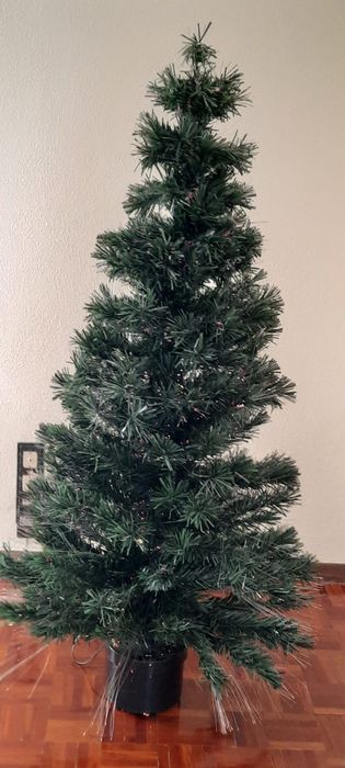 Árvore de Natal com luzes