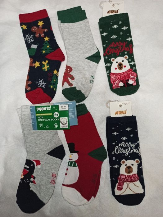 NOWE. Skarpetki świąteczne z ekologiczną bawełną r 23-26