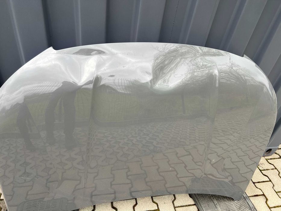Maska  Peugeot 2008 Lift kod lakieru ELD uszkodzona