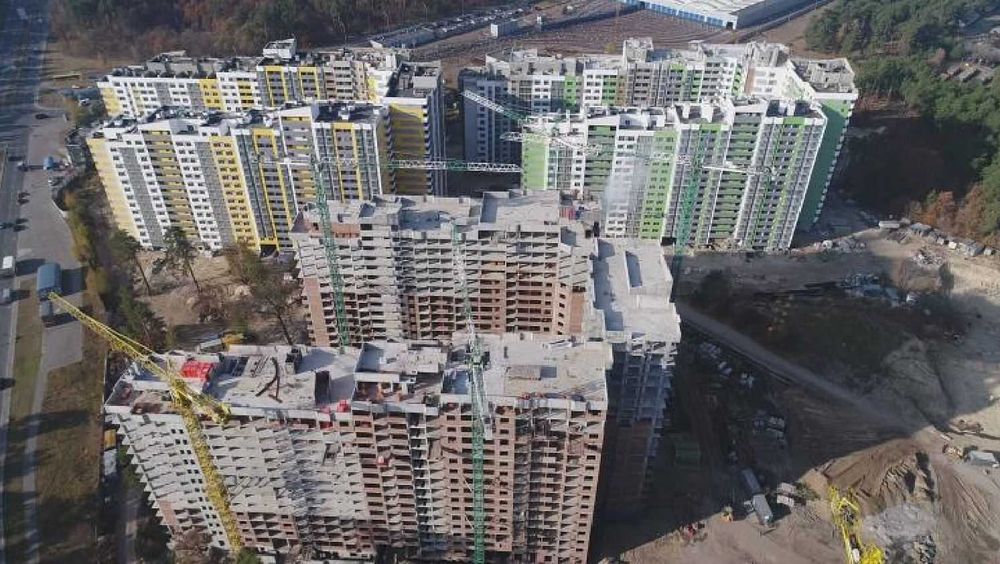 Найкраща ціна. Продам 2к квартиру 63м2, ЖК Чарівне місто, м. Червоний хутір 100м. 2 будинок!