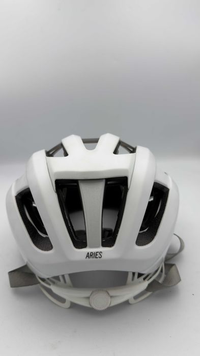 Powystawowy Kask Rowerowy Giro Aries Mips Spherical r. M (55-59cm)