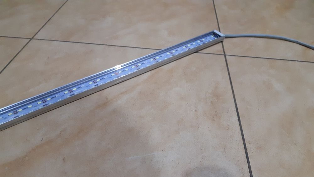Lampa LED, Oświetlenie LED do akwarium na zamówienie (100cm)