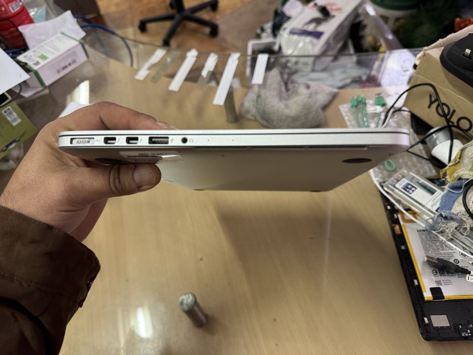 Vendo Macbook Pro como novo c/ garantia
