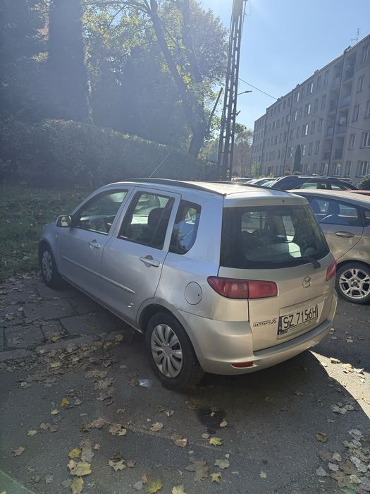 Mazda 2 prywtanie bardzo dobry stan