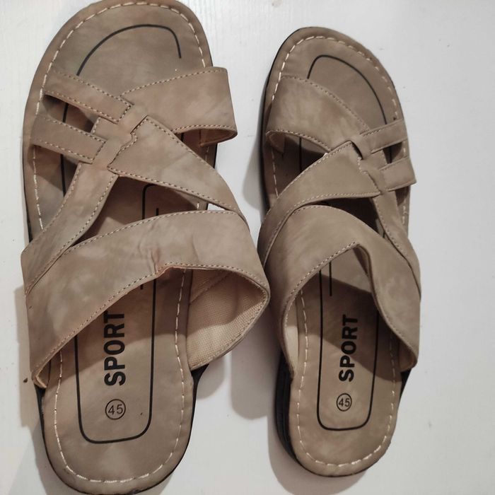 Sprzedam klapki męskie