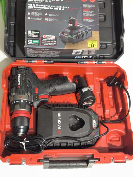 Aparafusadora 45Nm com percussão 12v Parkside