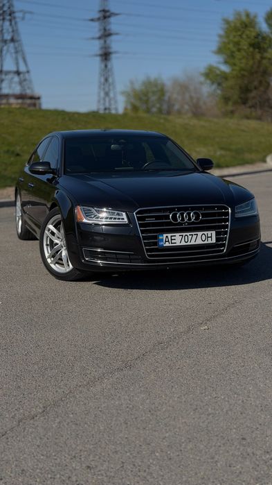 Audi A8 4.0 бензин 2014