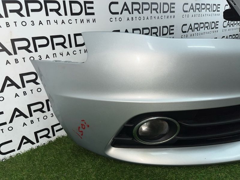 Бампер передний AUDI A4 B8 2.0 CAEB 2012