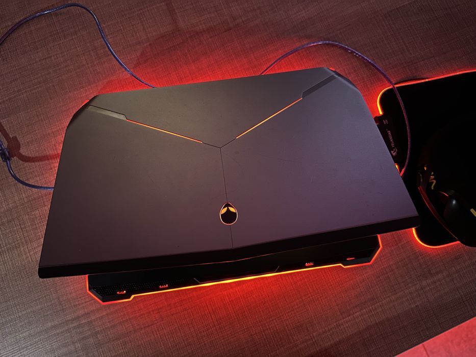 Игровой ноутбук Dell Alienware! + девайсы!