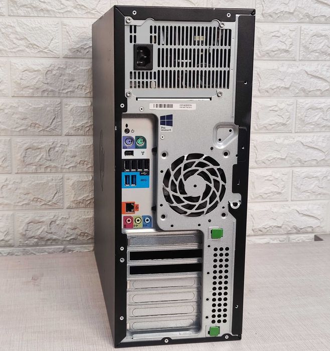 Робоча станція HP z420 s2011 під збірку - повний комплект