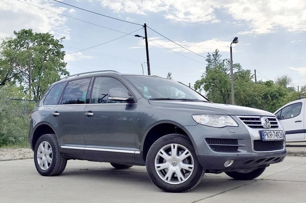 Продам Volkswagen Touareg 3.0 TDI