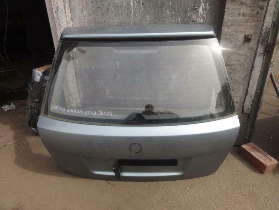 Tampa da mala skoda Fabia 5Y carrinha 2001/2006