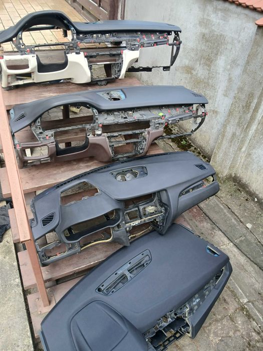 BMW 2 X2 x3 X4 5 F10 6 F45 f46 F25 f15 F16 deska konsola poduszki pasy