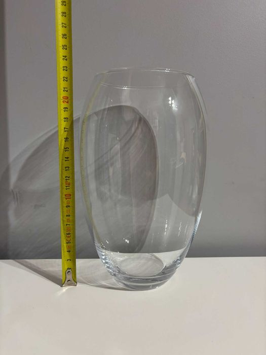 Przezroczysty szklany wazon 23cm