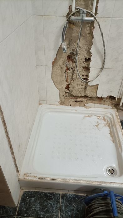 Presto serviços de Canalizador