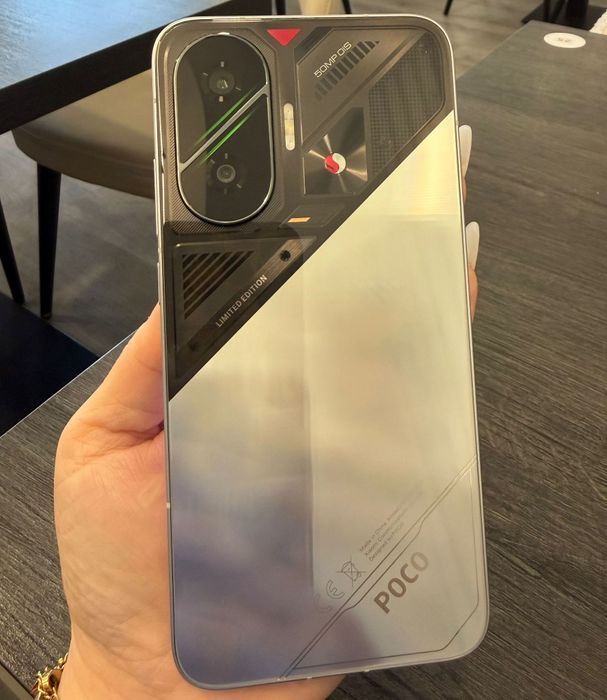 POCO  F7 12/256 SERIE LIMITADA