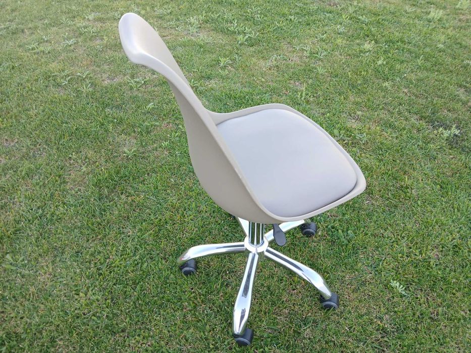 Cadeira de Escritório Cinza