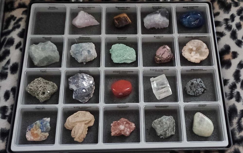 Minerały świata kolekcja