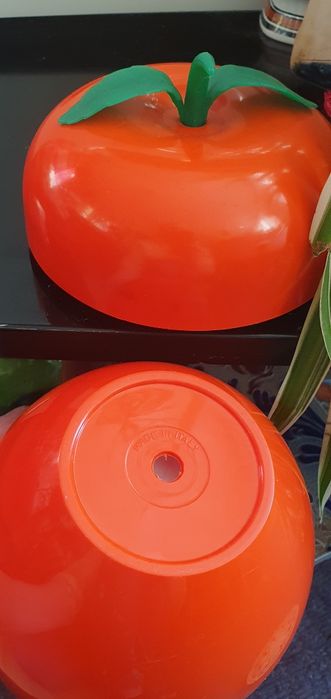 Italian cooler apple-shapped ice cube 70's, włoski pojemnik na lód