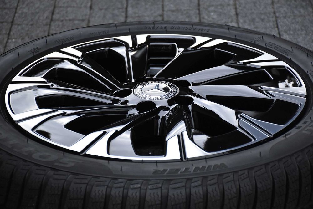 Koła zimowe OEM Mercedes V KLASA W447 W448 VITO Viano 18" NOWE Pirelli MO Vito Tourer