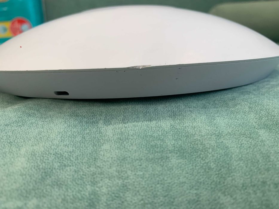 Точка доступу Ubiquiti UniFi U6-ENTERPRISE Wi-Fi 6, 6 ГГц, 4800Mbps