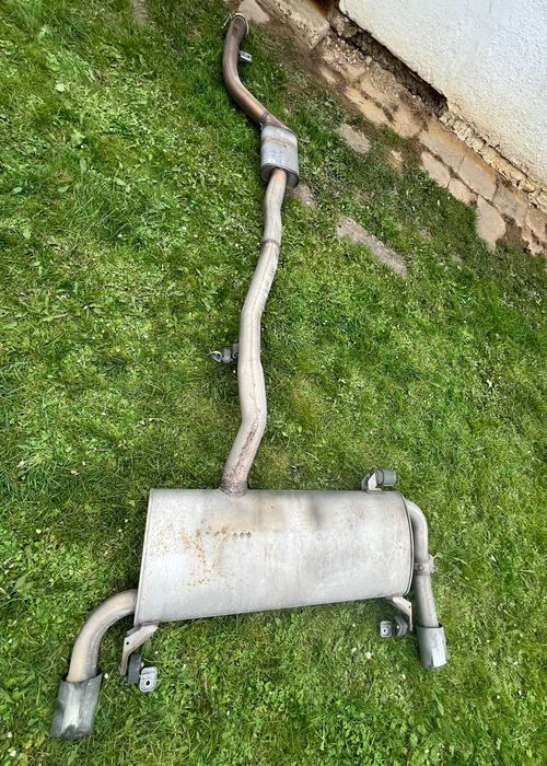 Глушитель BMW X3 G01 2.0T B46 вихлоп 18308487184