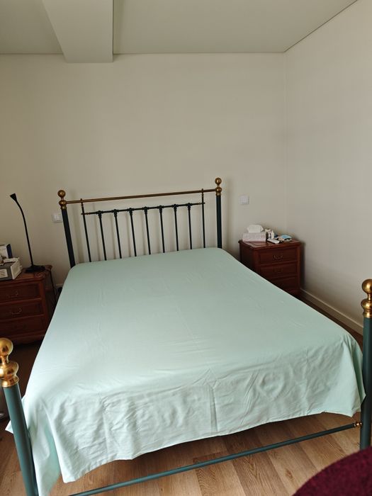 Cama de Ferro e Latão Estilo Vitoriano (Casal-140x190/200)