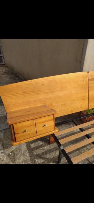 Cabeceira de cama com estrado