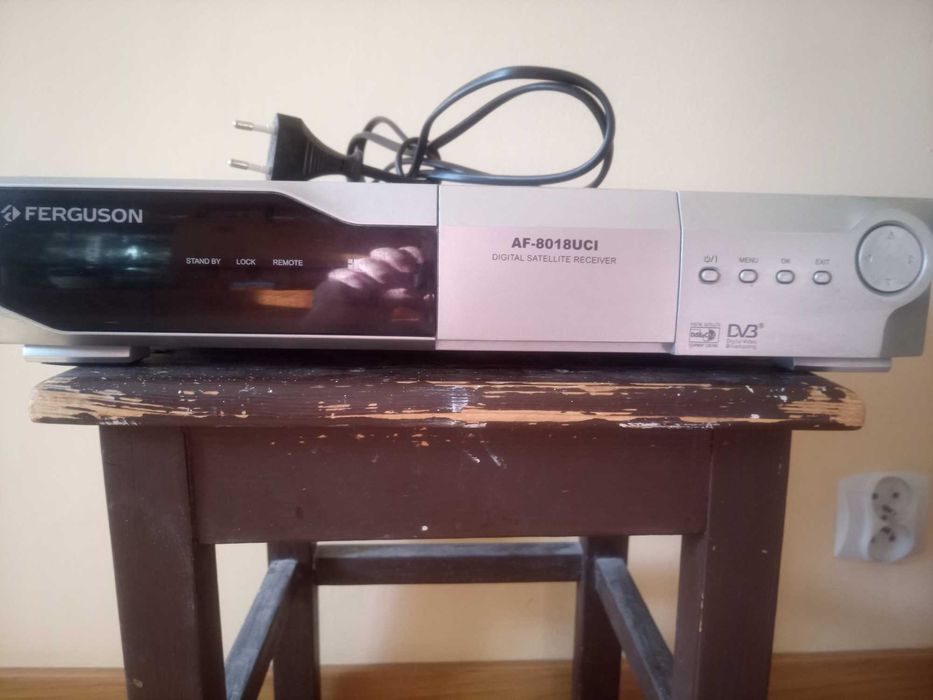 Tuner satelitarny Ferguson AF8018UCI