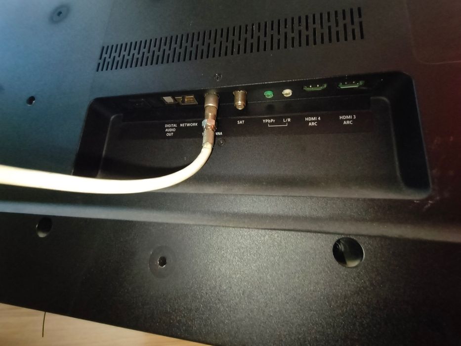 Telewizor Philips 55PUS7303/12 smart tv
