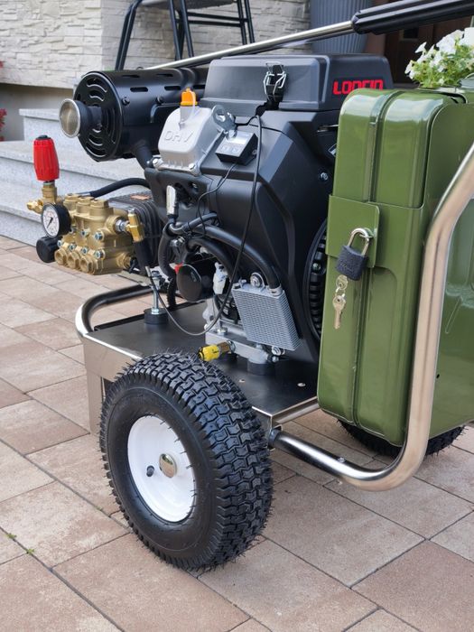 Myjka ciśnieniowa spalinowa Loncin 27km/ Comet 25l/330Bar