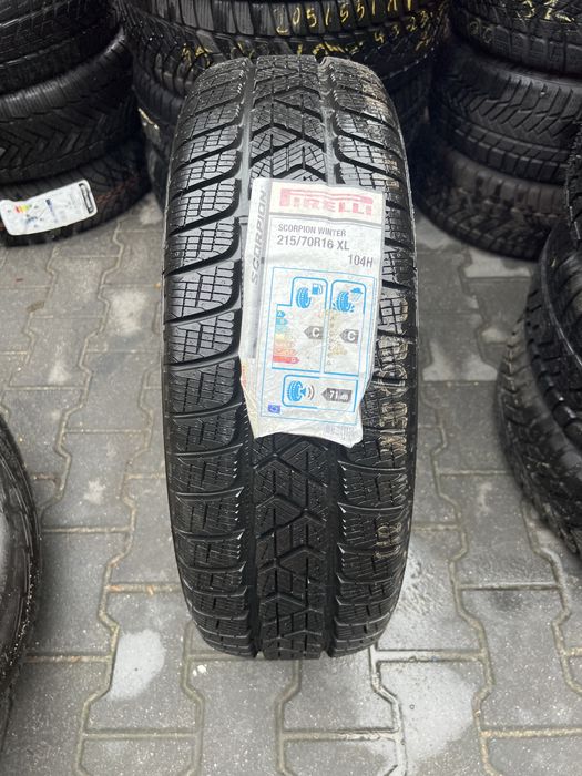 #Opona pirelli 215/70/16 pojedynka