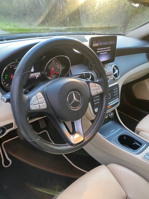 Продам Mercedes GLa-250 formatic