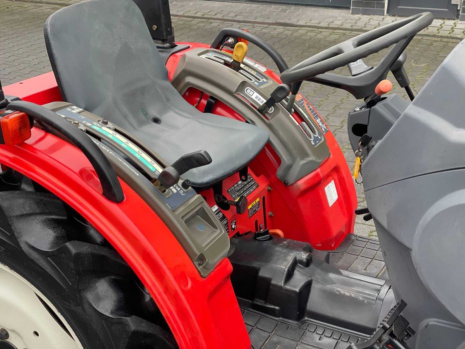 Японський Міні-трактор MITSUBISHI GS-21 Компанія ВЕСТ