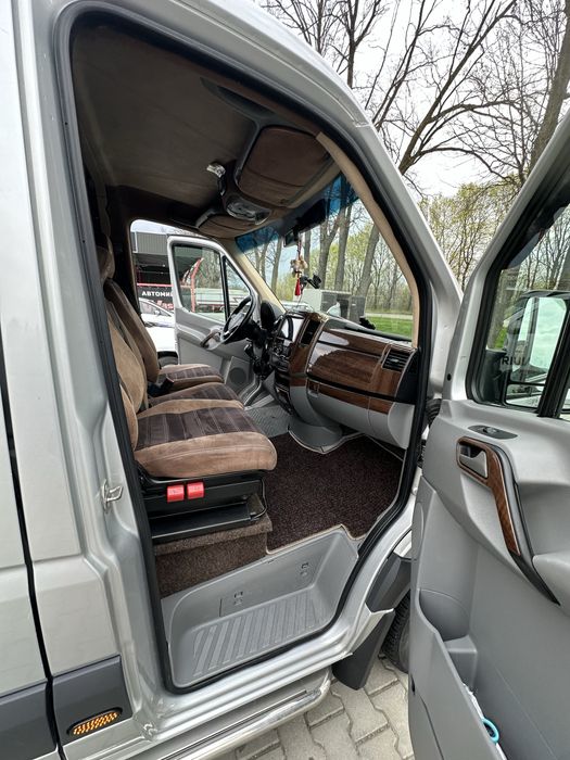 Mercedes Sprinter 319