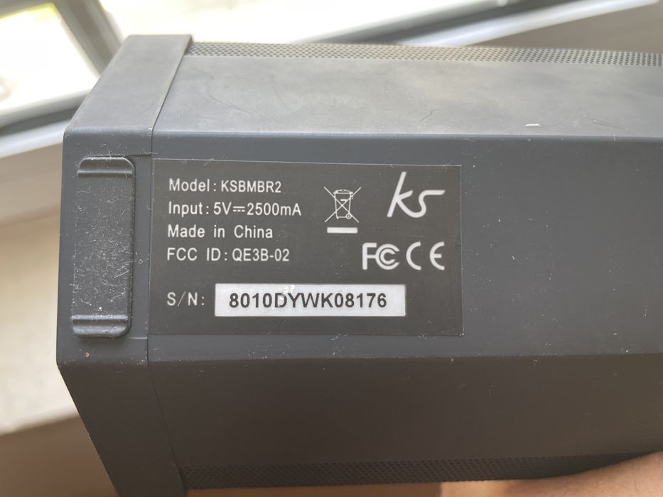 Coluna portátil KitSound Boombar 2 com bluetooth e bateria