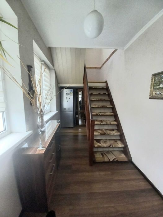 Продається 2-поверховий будинок у смт. Великодолинське (СК "Схід").