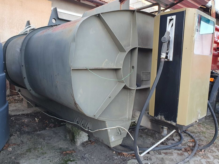 Zbiornik z dystrybutorem na olej napędowy 8400 L