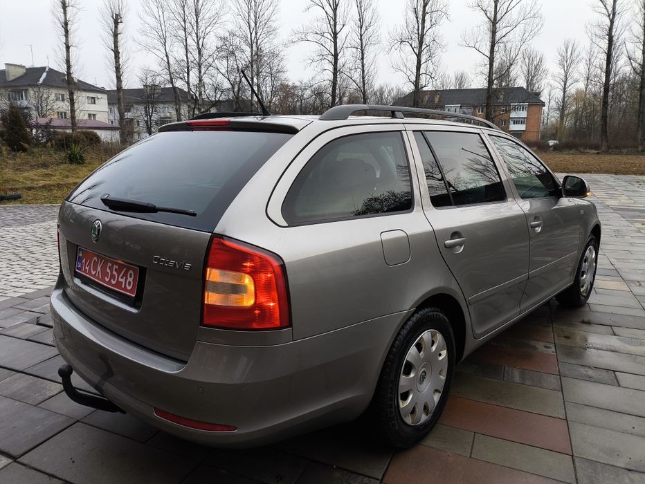 Skoda Octavia 2011 року Свіжопригнана з Австрії 1.6 МПІ mpi Шкода