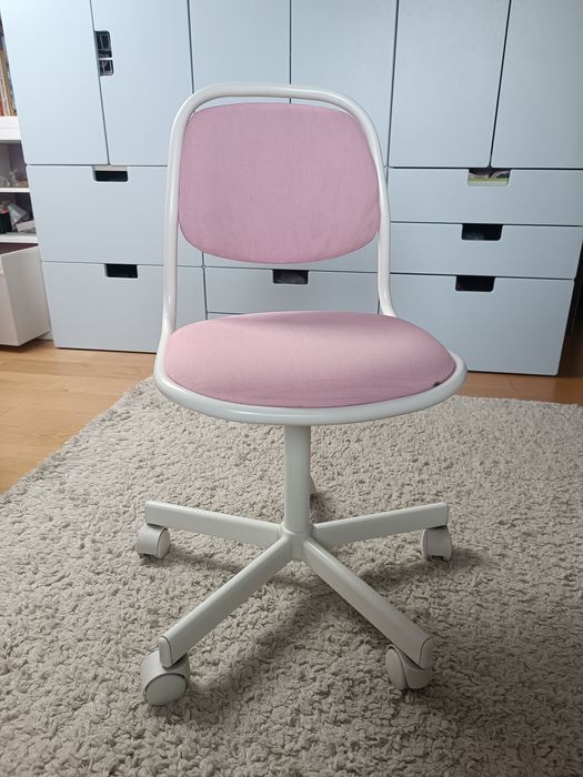 ÖRFJÄLL dziecięce kdzesło biurowe IKEA różowe dla dziewczynki