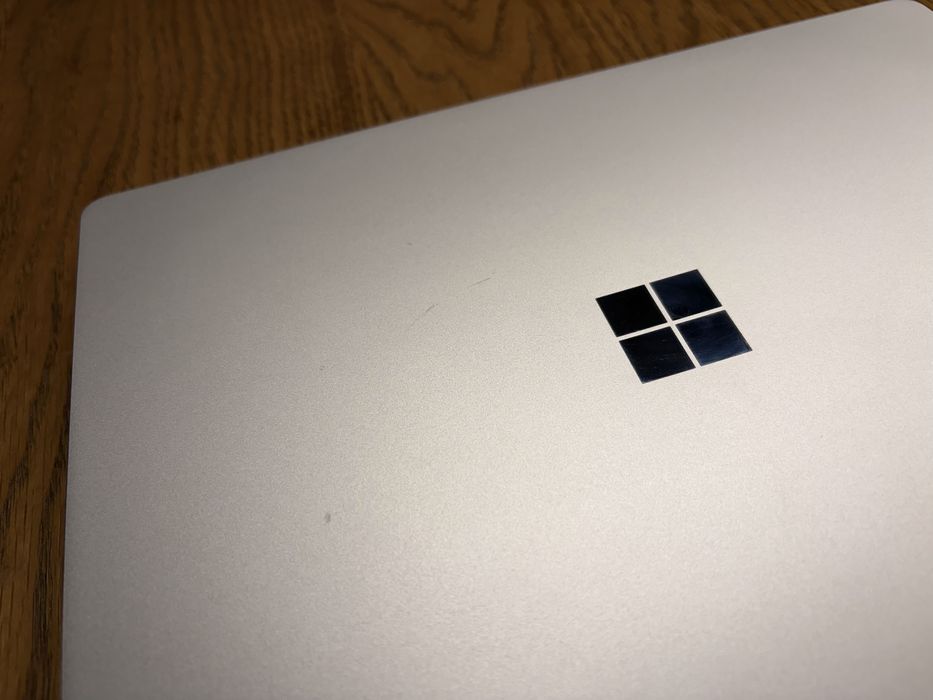 Microsoft Surface Laptop GO 3 i5/8/256 Gwarancja! Tylko 66 cykli!