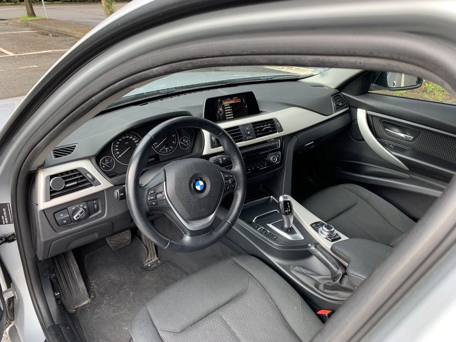 BMW 318d 2017 AUTO 140km