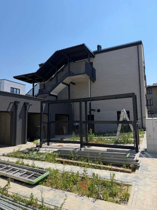 Balustrady stalowe, poręcze i konstrukcje na wymiar – Kraków M-Group