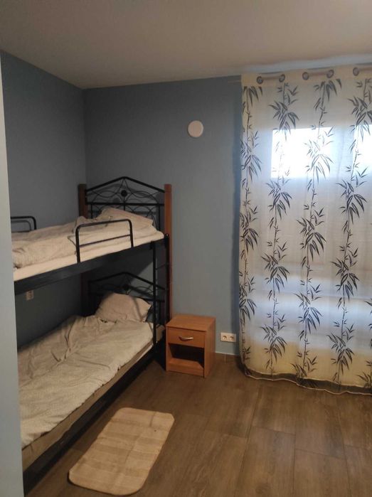 Hostel pracowniczy noclegi комнаты хостел Mroków Nadarzyn Łazy + dowóz