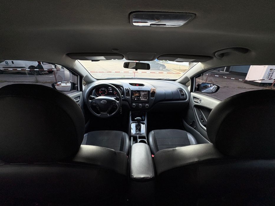Kia Forte 2017 LX • 2.0 MPI • Отличное состояние, родной пробег.