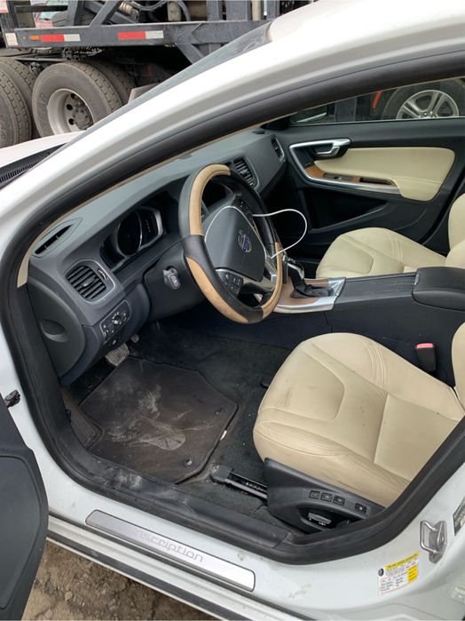 Volvo S60 Inscription 2015 2,5 AWD на розбір